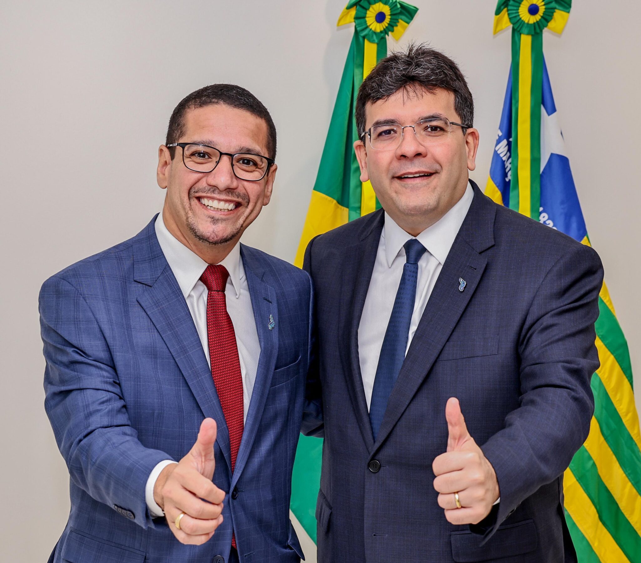 Governador Rafael Fonteles com o secretário de Turismo, Daniel Oliveira (Foto: Gabriel Paulino)