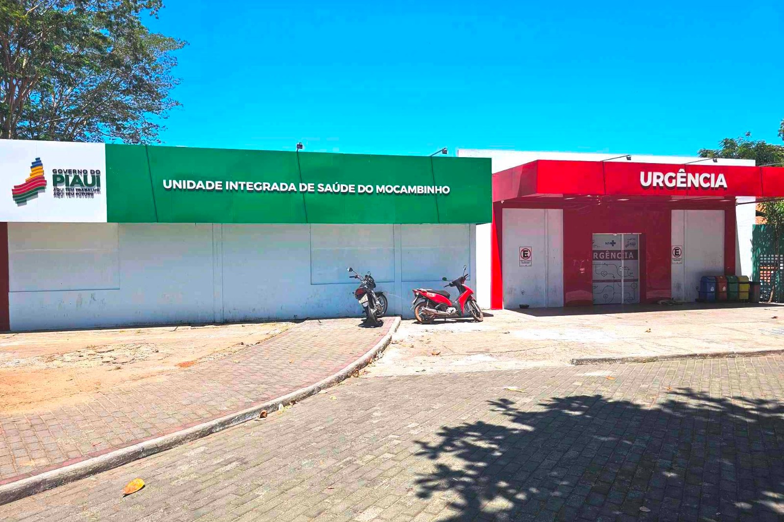 Para mais informações, o interessado pode entrar em contato pelo número (86) 2222-0177 ou procurar diretamente o setor de Urgência do Hospital do Mocambinho, onde será submetido a uma avaliação médica e triagem para, posteriormente, dar início ao tratamento, de forma gratuita — 100% SUS.