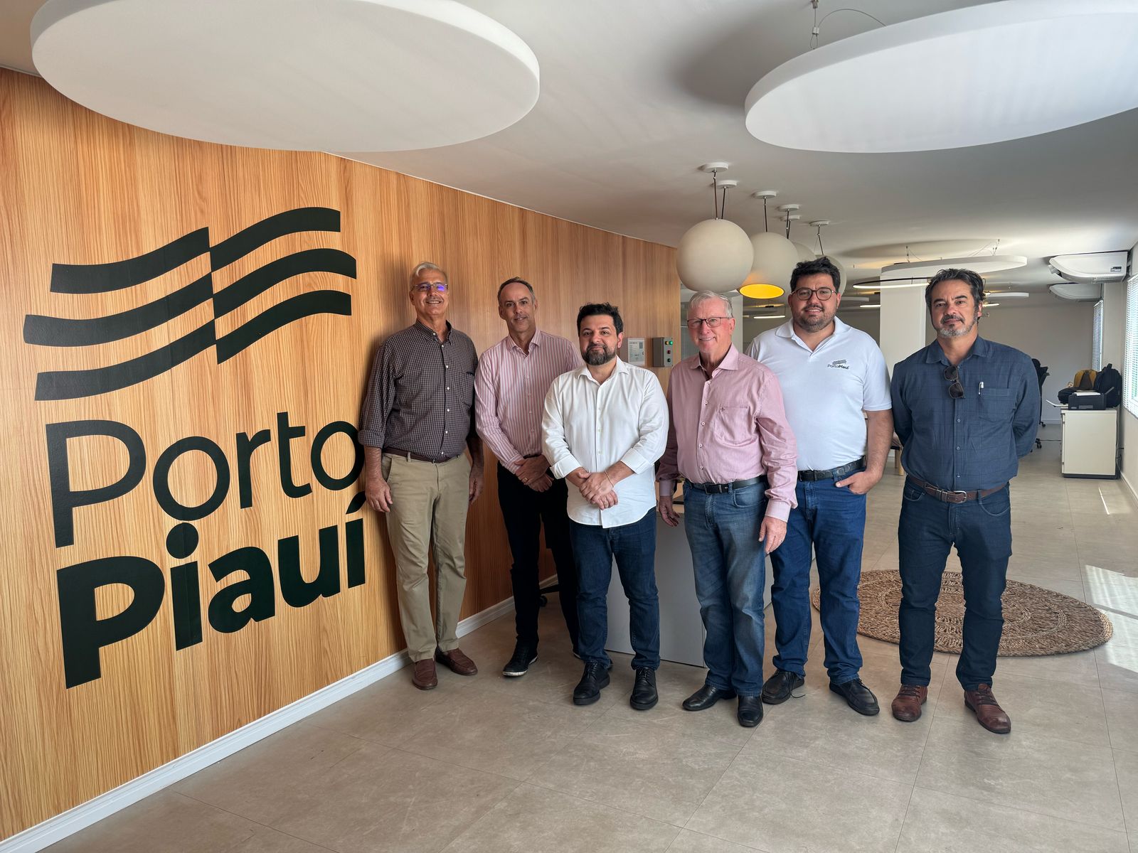 Representantes do agro piauiense e da engenharia portuária visitam o Porto Piauí (Foto: Eric Hudson/ Cia Porto Piauí)