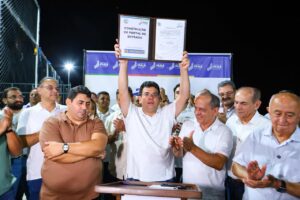 Rafael Fonteles anuncia obras em Dirceu Arcoverde