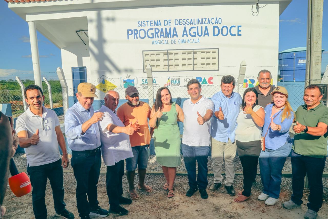 Rafael Fonteles entrega sistema de dessalinização de água e reforma de escola em Acauã; investimento total é de R$ 3,2 milhões