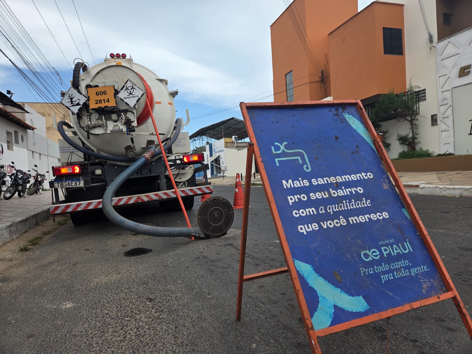 Águas do Piauí intensifica melhorias na rede de esgoto durante período chuvoso em Parnaíba