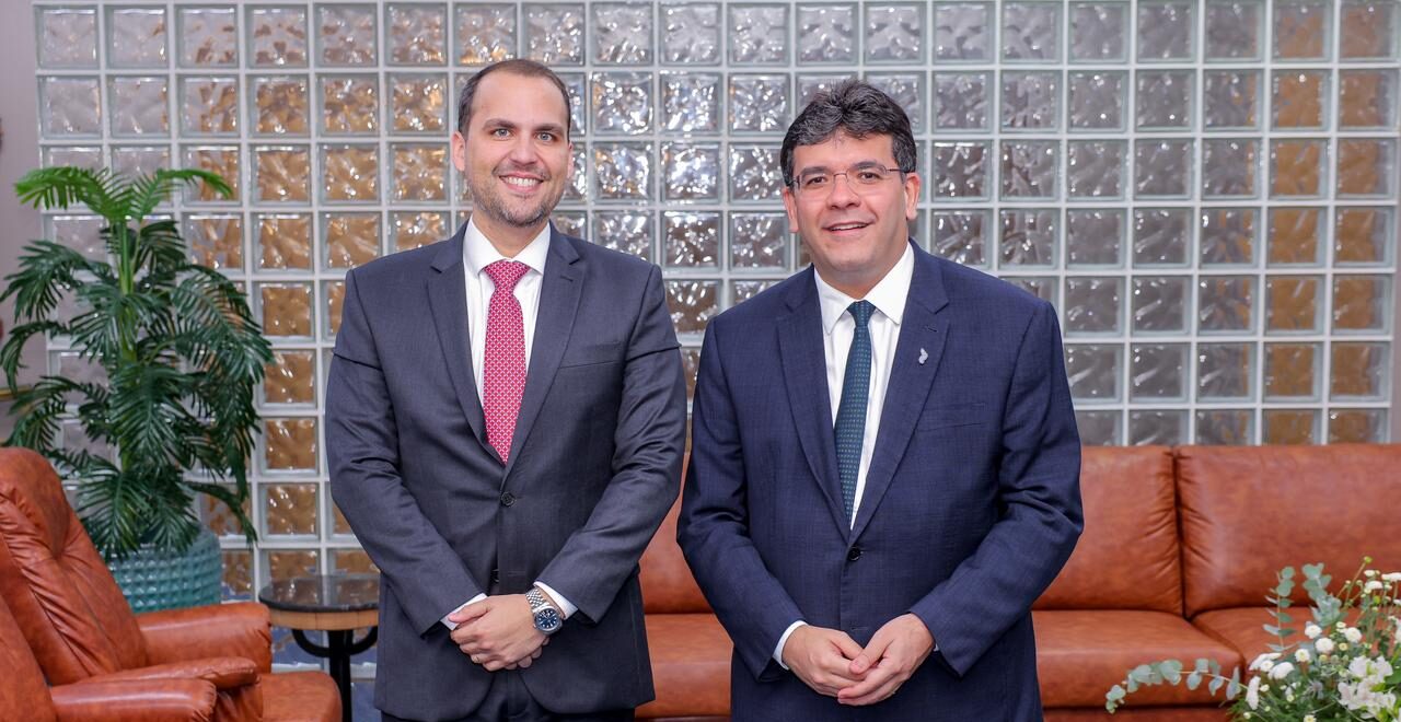 Rafael Fonteles prestigia posse do desembargador Mário Basílio de Melo no Tribunal de Justiça do Piauí