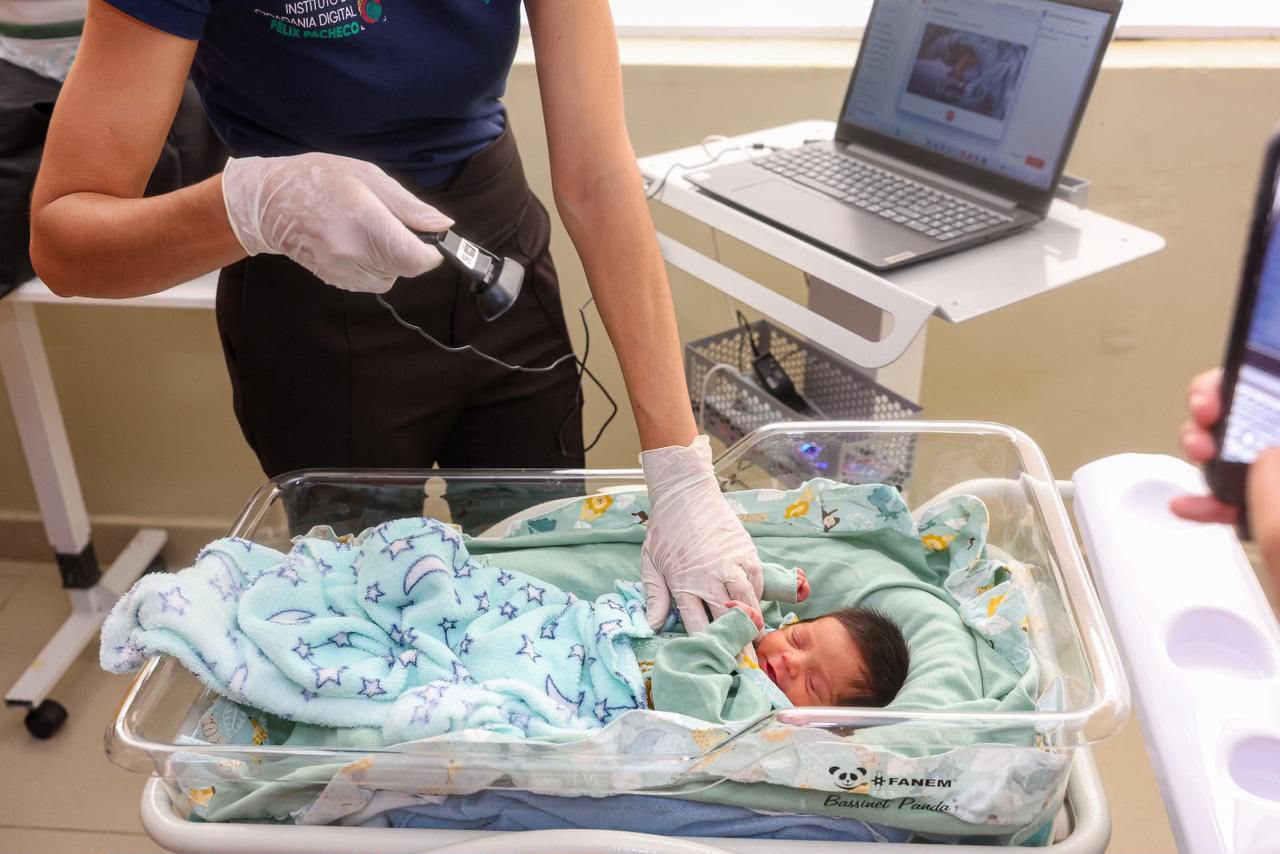 Piauí emite 1.000 carteiras de identidade neonatal e lidera serviço pioneiro no Brasil