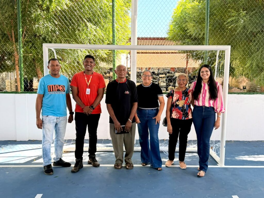 Moradores do São Pedro comemoram revitalização de quadra por votação popular