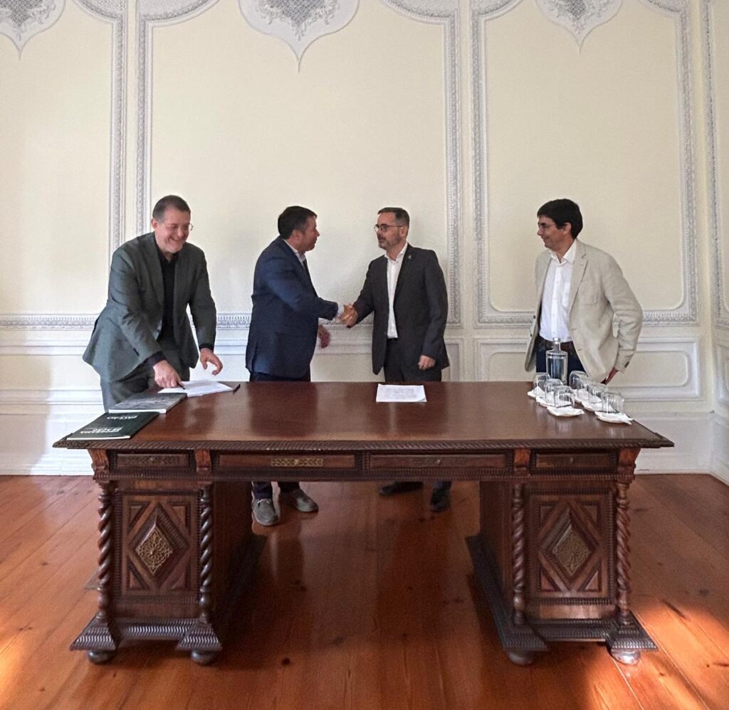 Porto Piauí e Universidade de Coimbra estudam energia renovável para navios em Luís Correia
